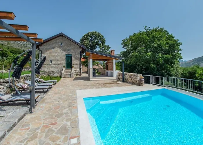 Villa Rosa